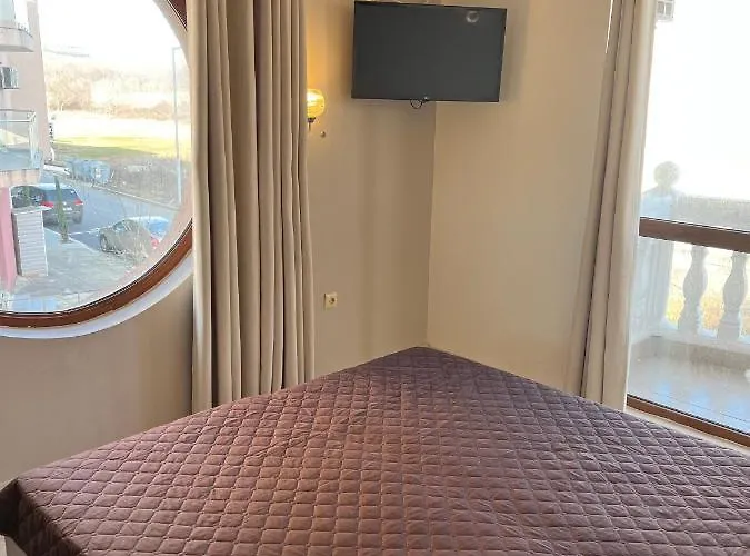 Апартамент частен стамополу - Private Two-bedroom Stamopolu